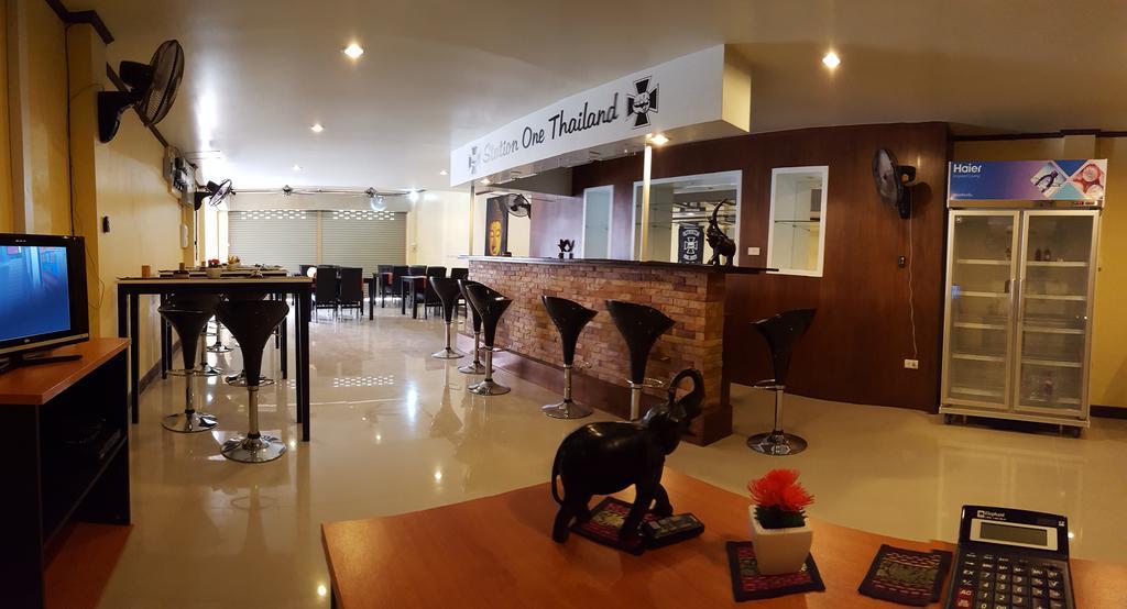 Burnout Guesthouse Паттайя Экстерьер фото
