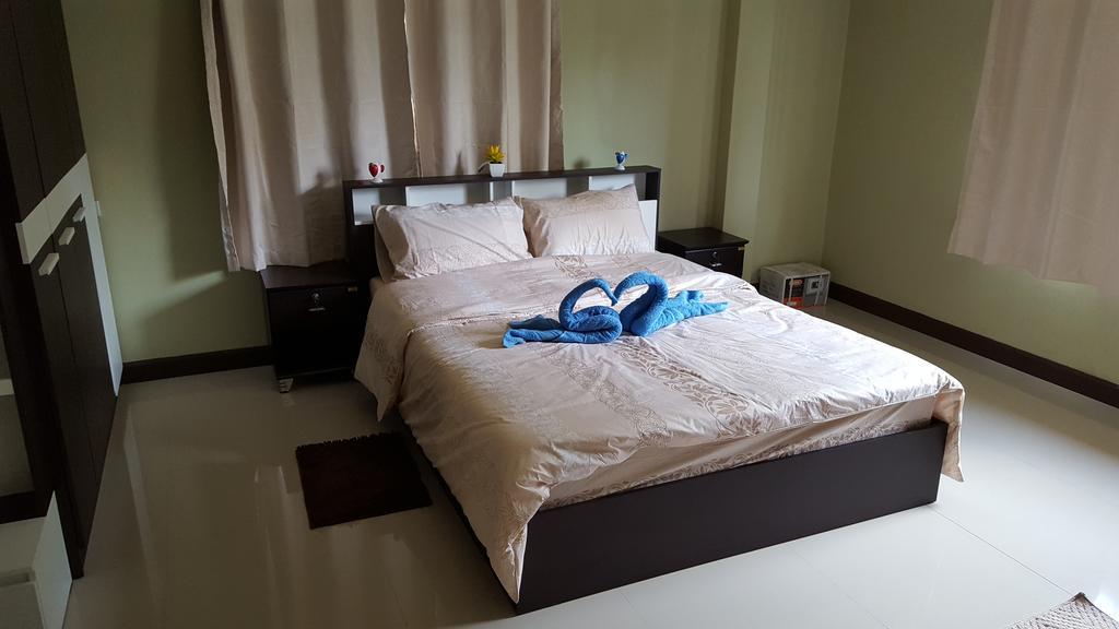 Burnout Guesthouse Паттайя Экстерьер фото
